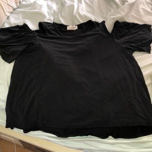 Black no shoulder shirt